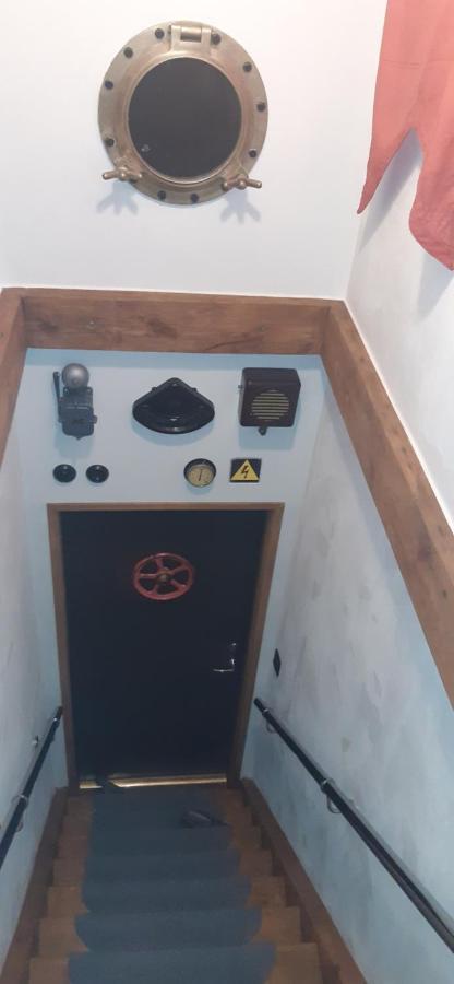 Yacht Club Apartment Liepaja Ngoại thất bức ảnh